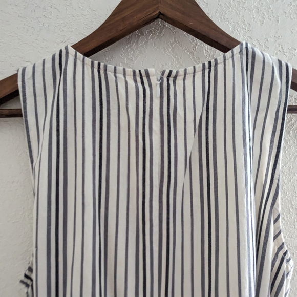 Universal Thread X Target Striped Sleeveless Wide Leg Jumpsuit NWOT! 🤍 - Picture 8 of 9